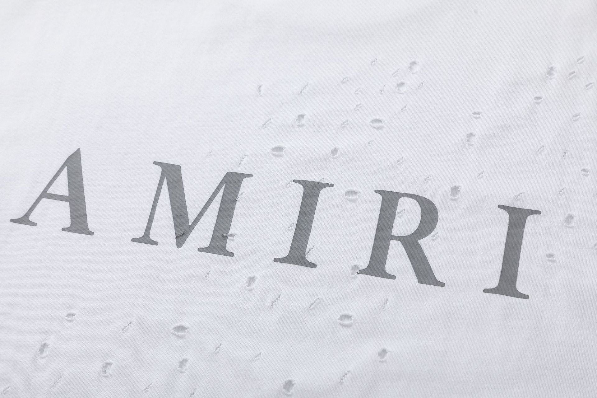 AMRI Damaged Holes T-Shirt