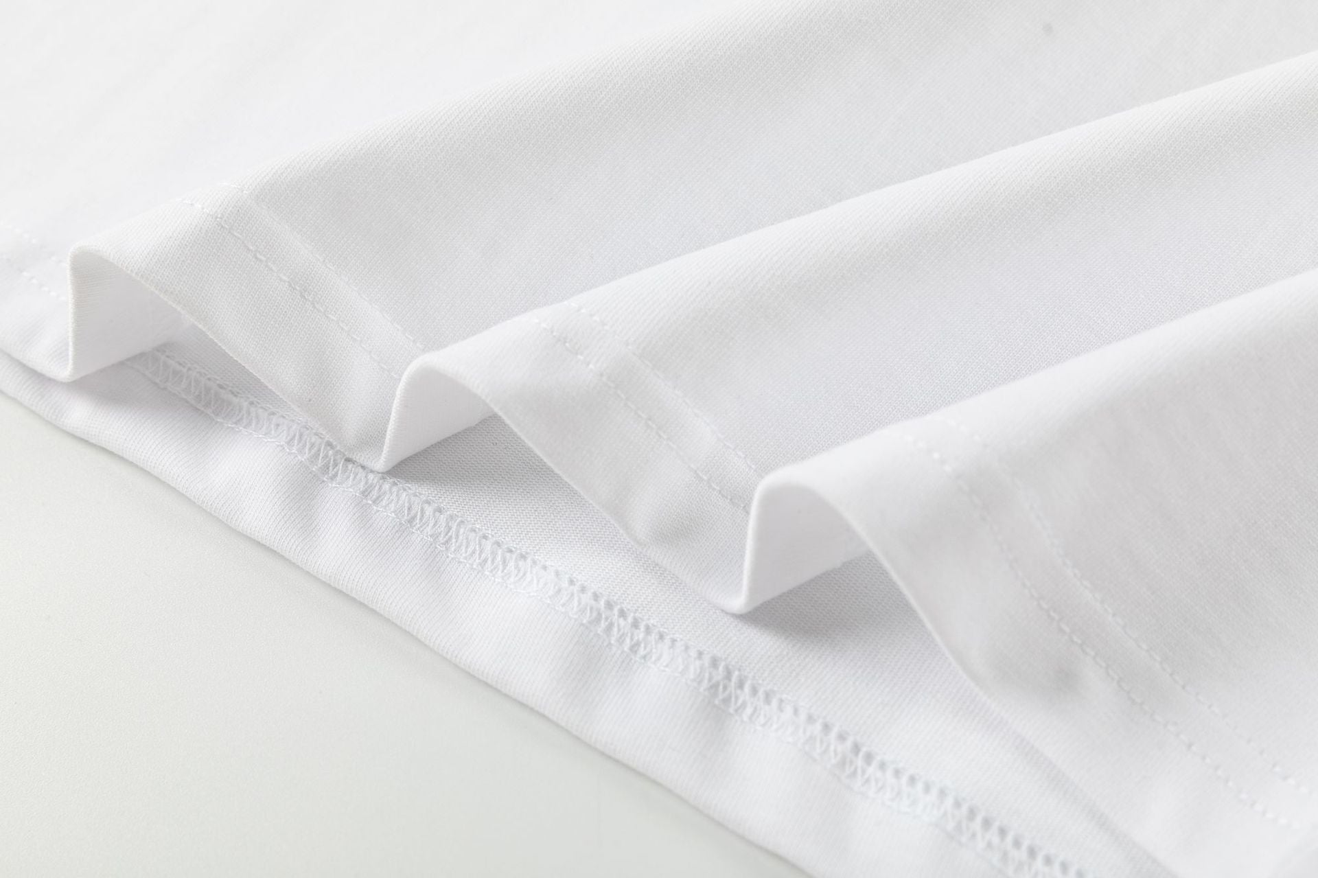 AMRI Men's Black Leopard T-shirt