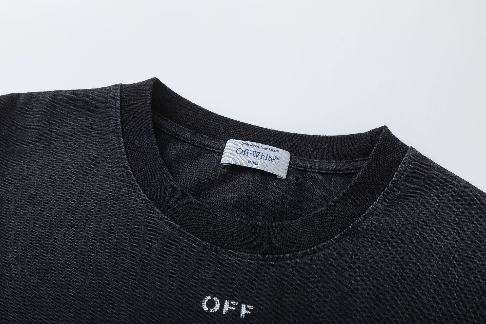 OFF WHITE c/o Virgil Abloh Short Sleeve T-Shirt