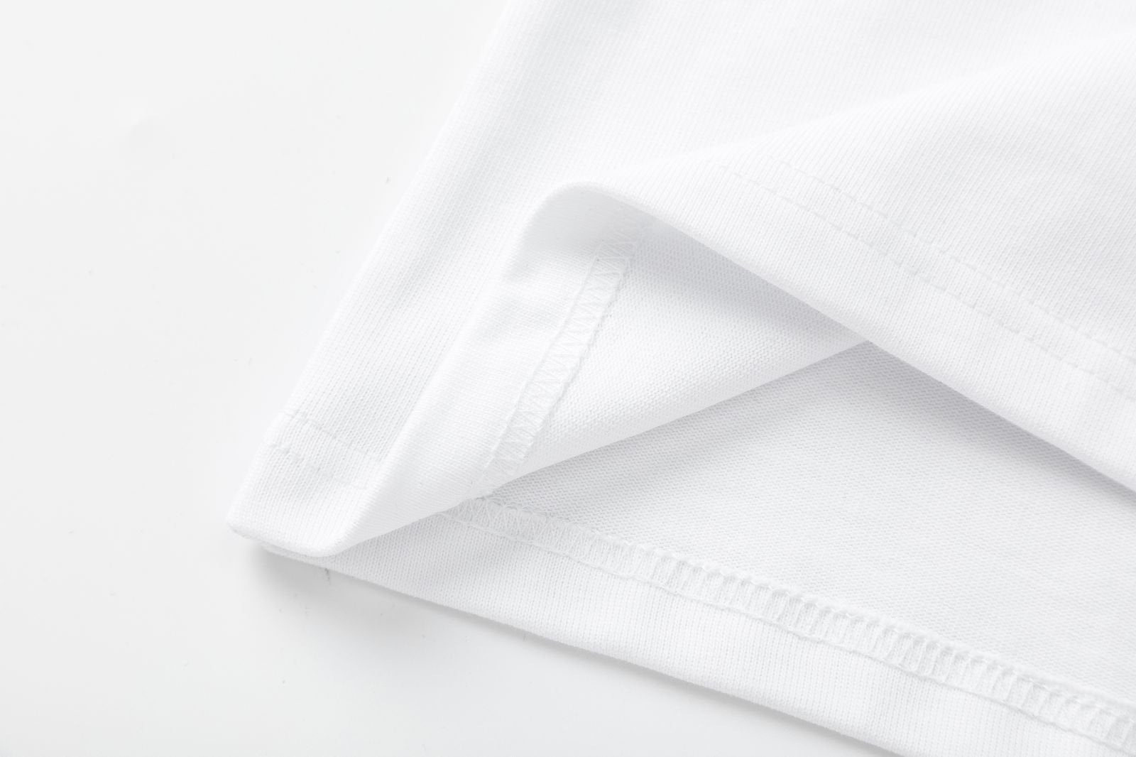 AMRI Hopless Romantic T-Shirt