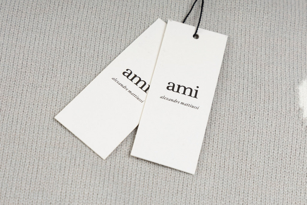 AMI Paris Classic Jacquard Heart Crewneck Sweater – 2025SS