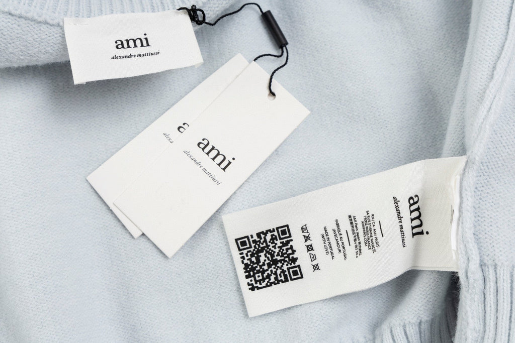 AMI Paris Classic Jacquard Heart Crewneck Sweater – 2025SS