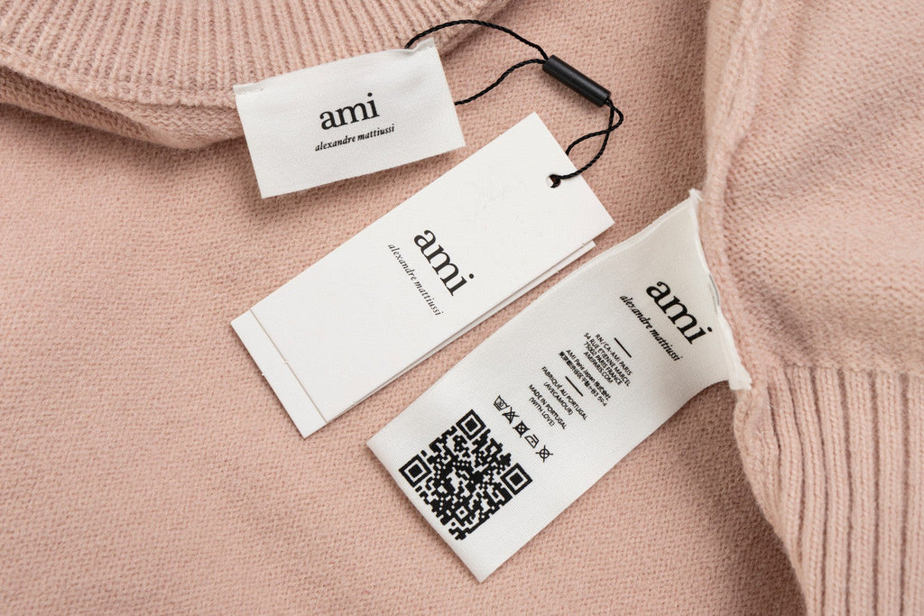 AMI Paris Classic Jacquard Heart Crewneck Sweater – 2025SS