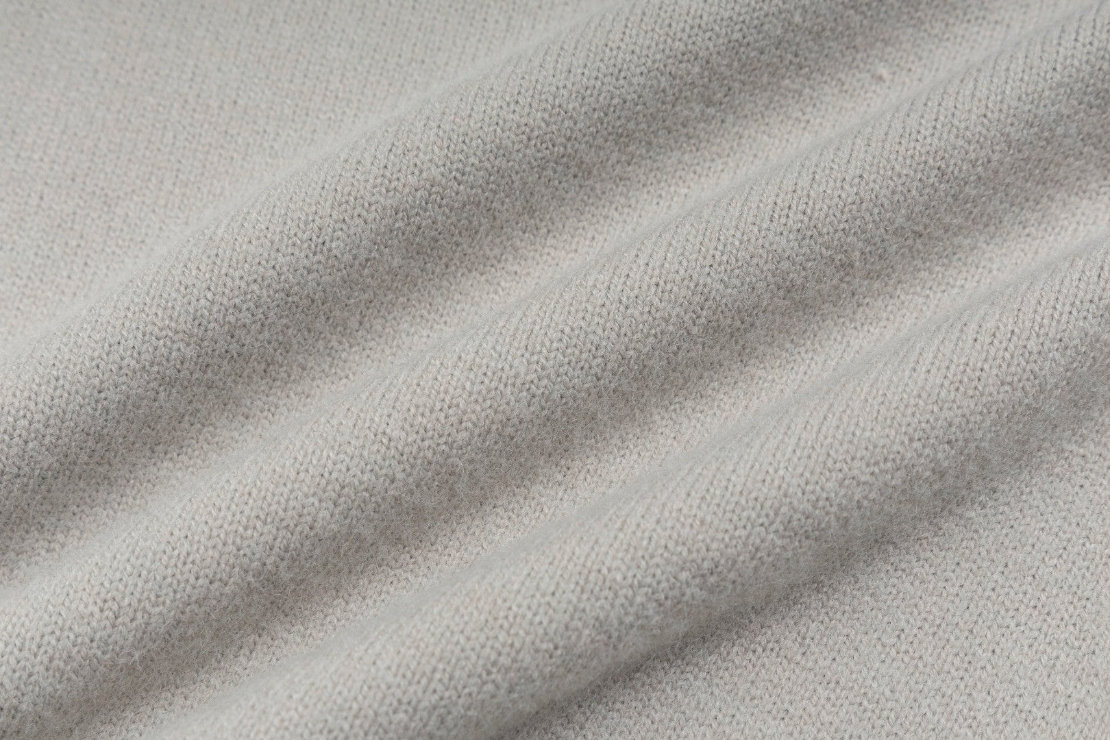 AMI Paris Classic Jacquard Heart Crewneck Sweater – 2025SS