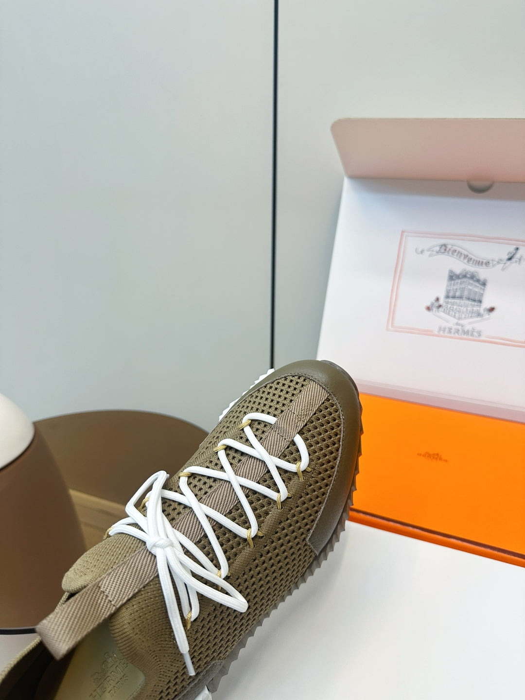 Hermes Classic Couple's Casual Sneakers