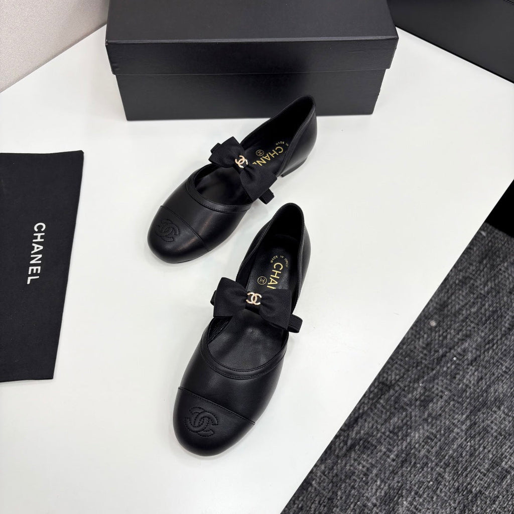 Chanel 2025 Hollow Bow Ballet Flats – 2025 Collection