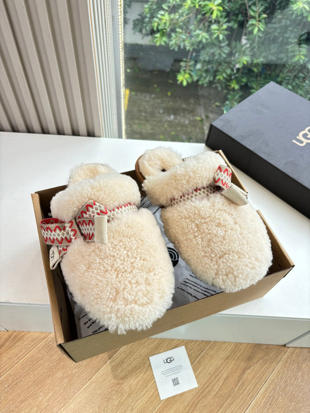UGG Autumn/Winter Wool Slippers