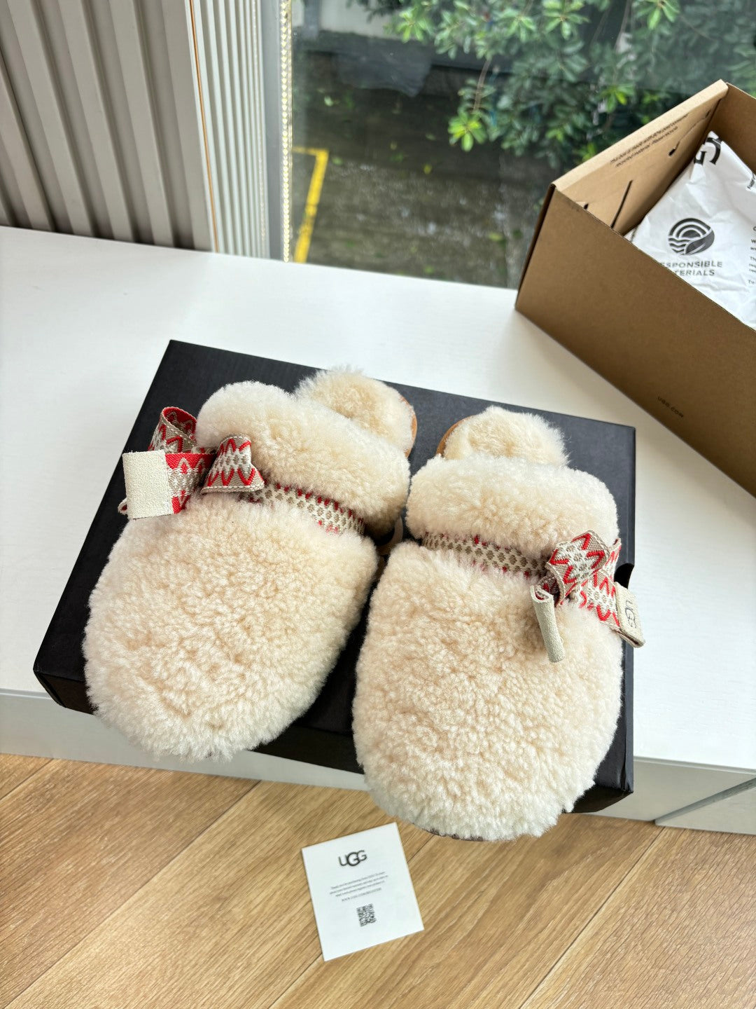 UGG Autumn/Winter Wool Slippers