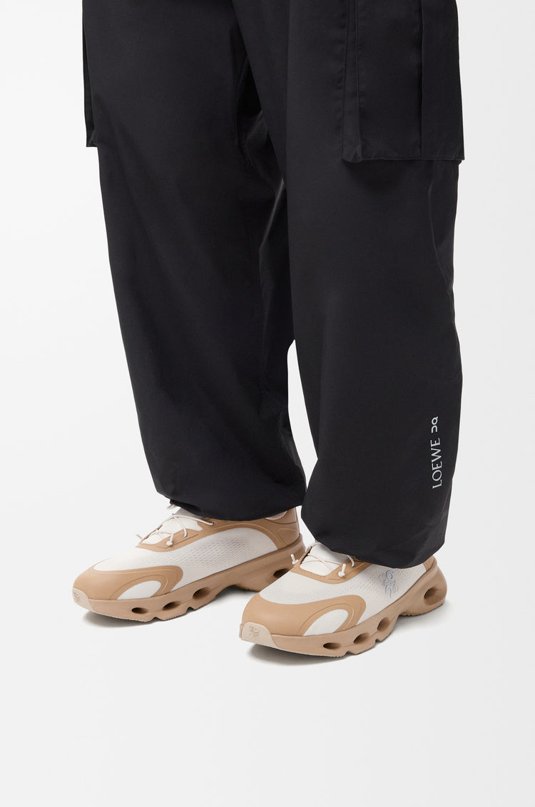 LOEWEx On Cloudsolo 鈥淒ark Sand鈥�