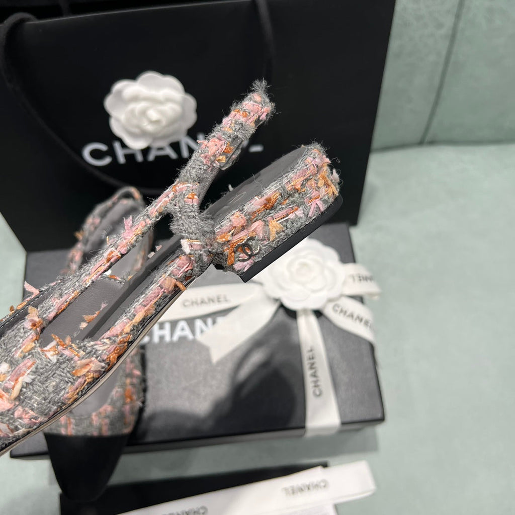 Chanel 2022 Spring/Summer Slingback Sandals
