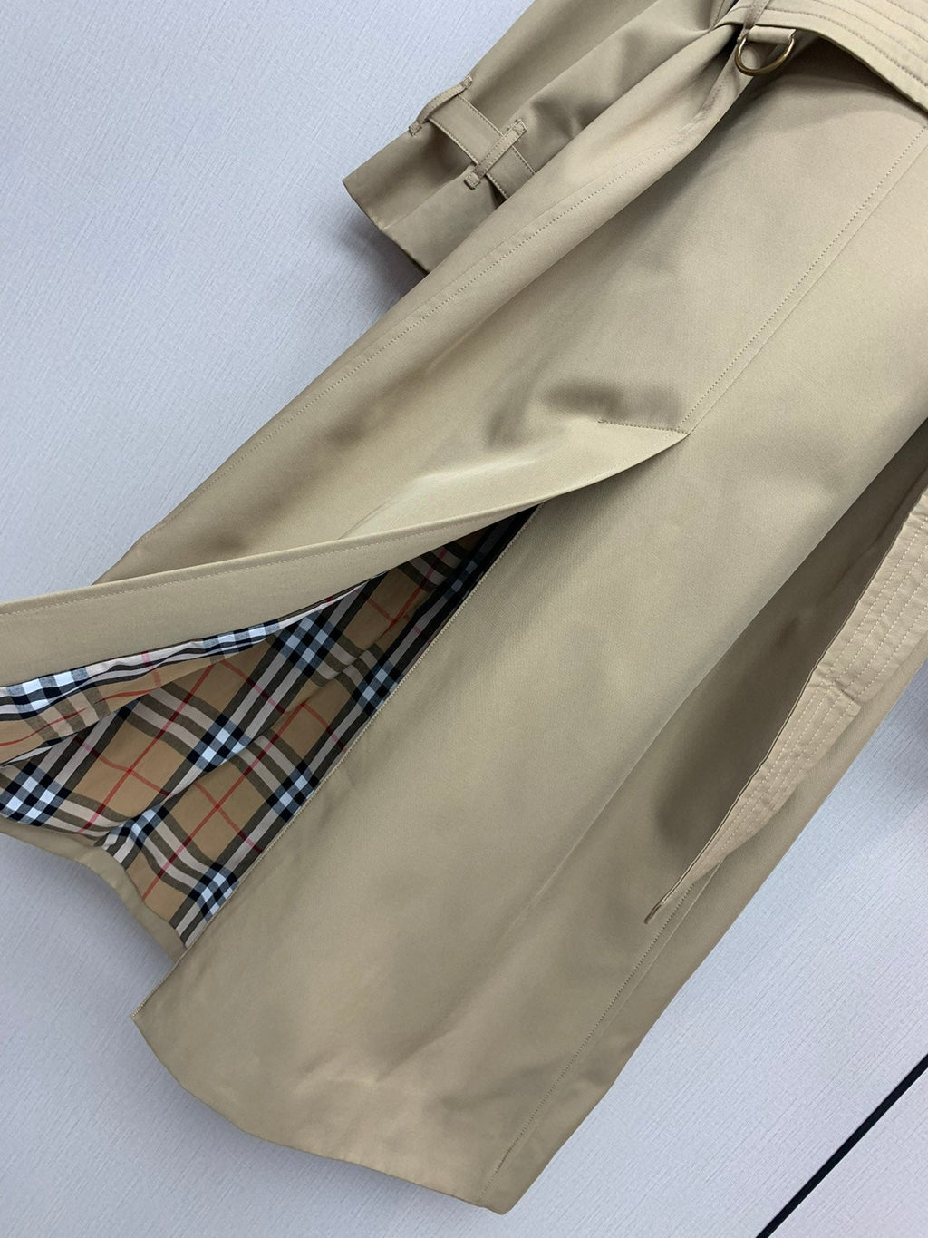 Burberry Waterloo Ladies' Long Trench Coat – 2024 Basic Style