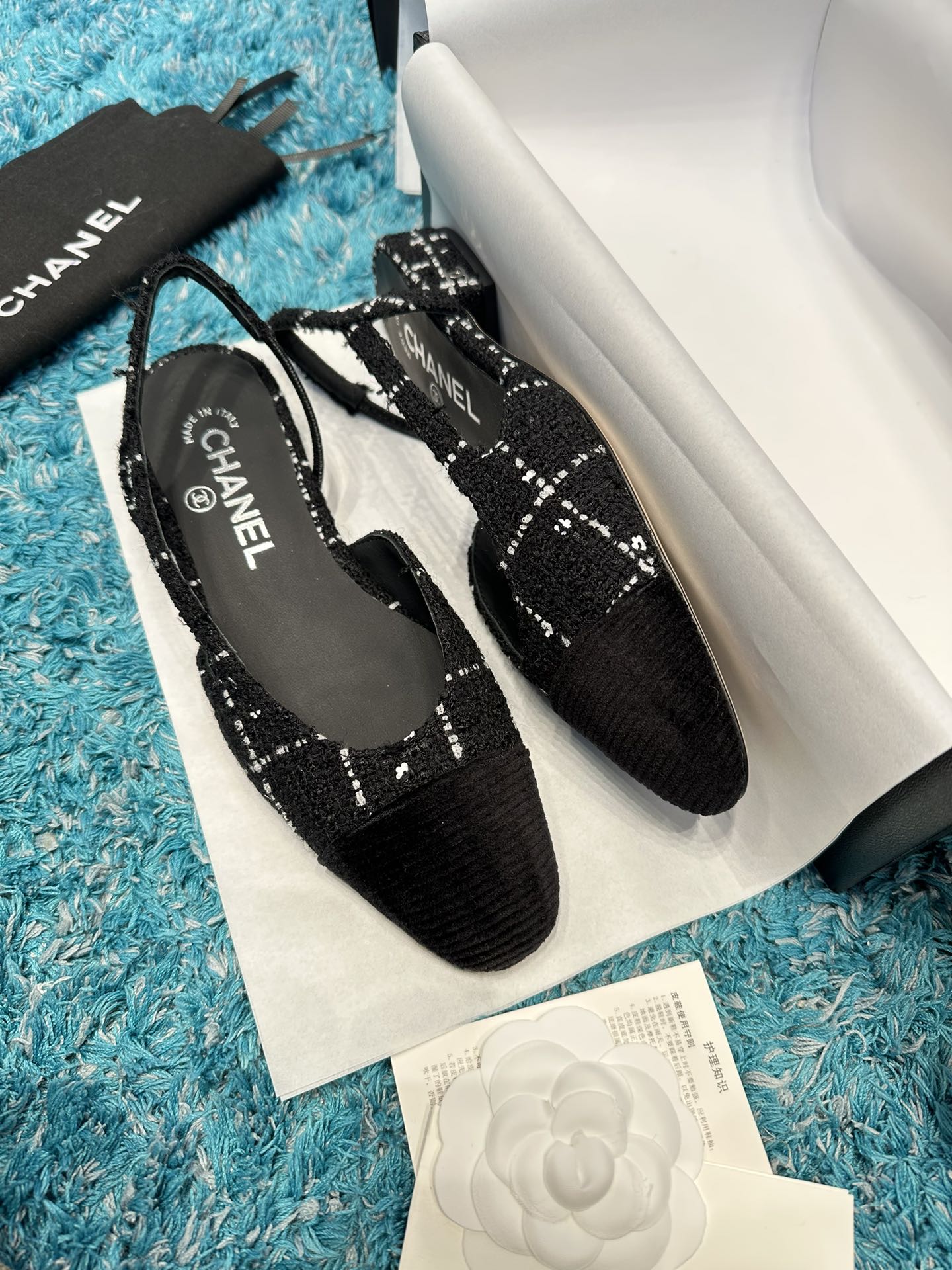 Chanel 2022 Spring/Summer Slingback Sandals