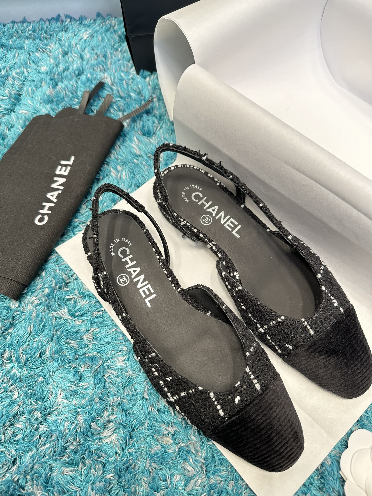 Chanel 2022 Spring/Summer Slingback Sandals