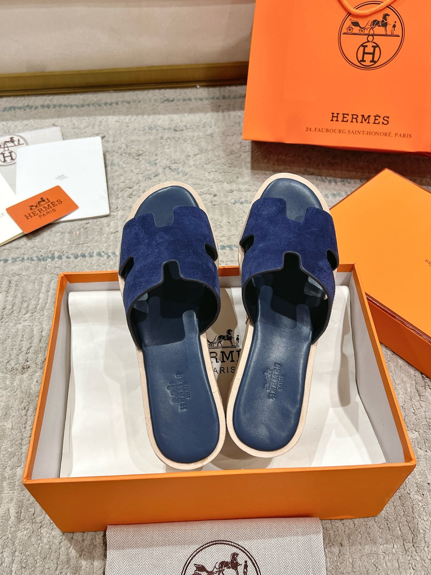 Hermès Wedge Sandals – 2024 Spring/Summer Collection