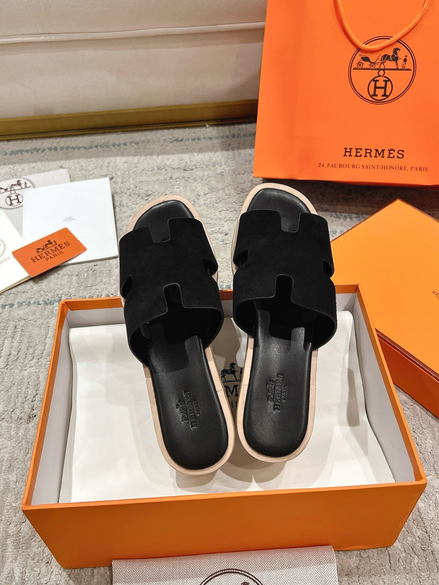 Hermès Wedge Sandals – 2024 Spring/Summer Collection