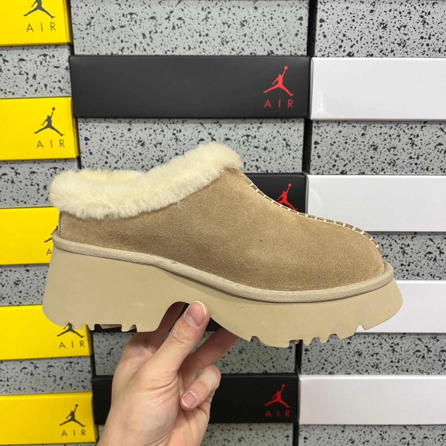 UGG Platform Low-Cut Snow Boots