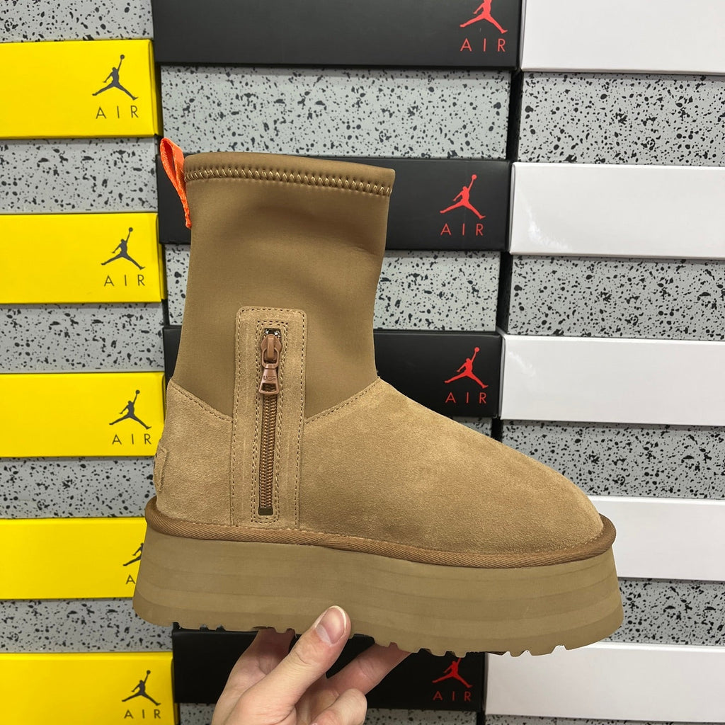 UGG Platform Low-Cut Snow Boots