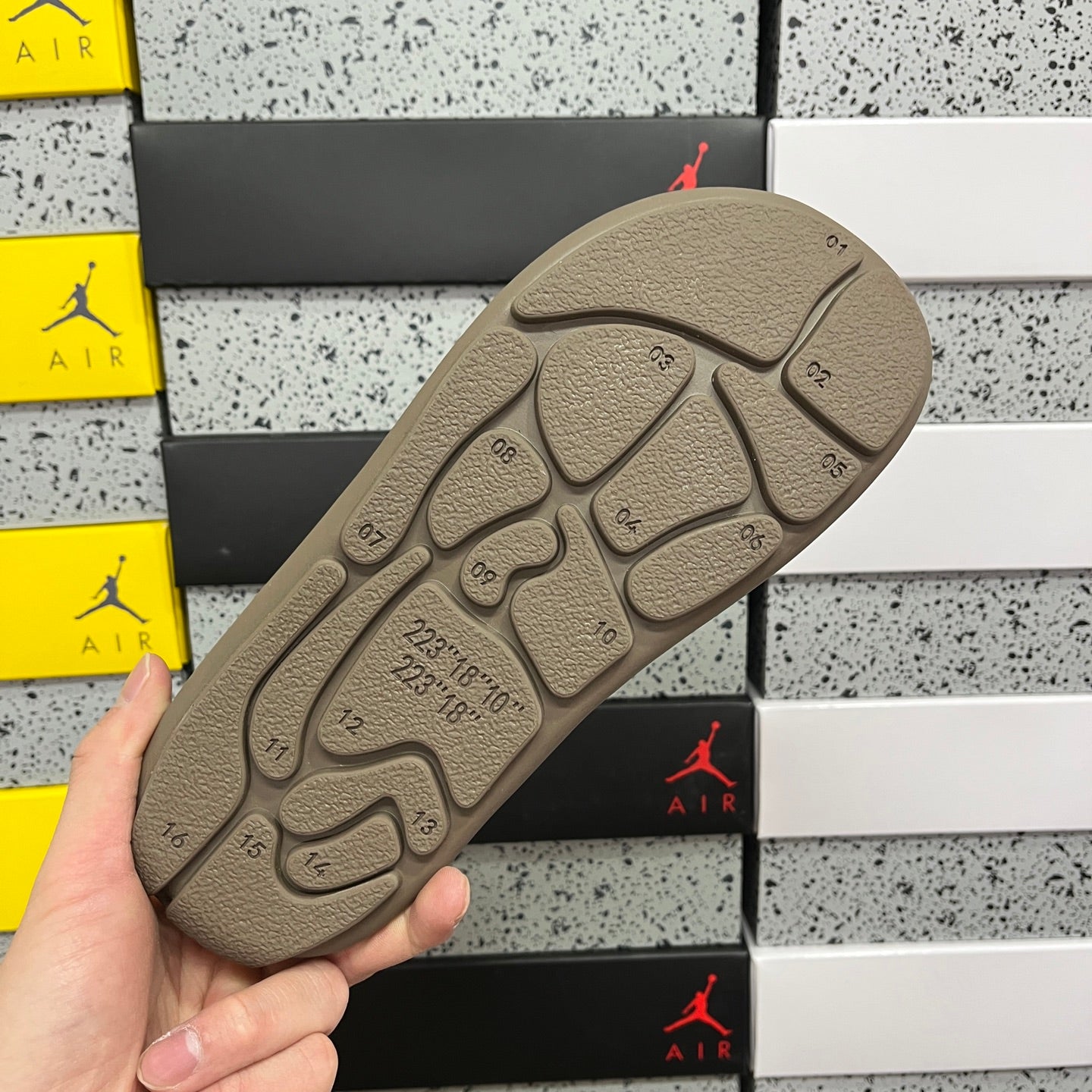 UGG Platform Low-Cut Snow Boots