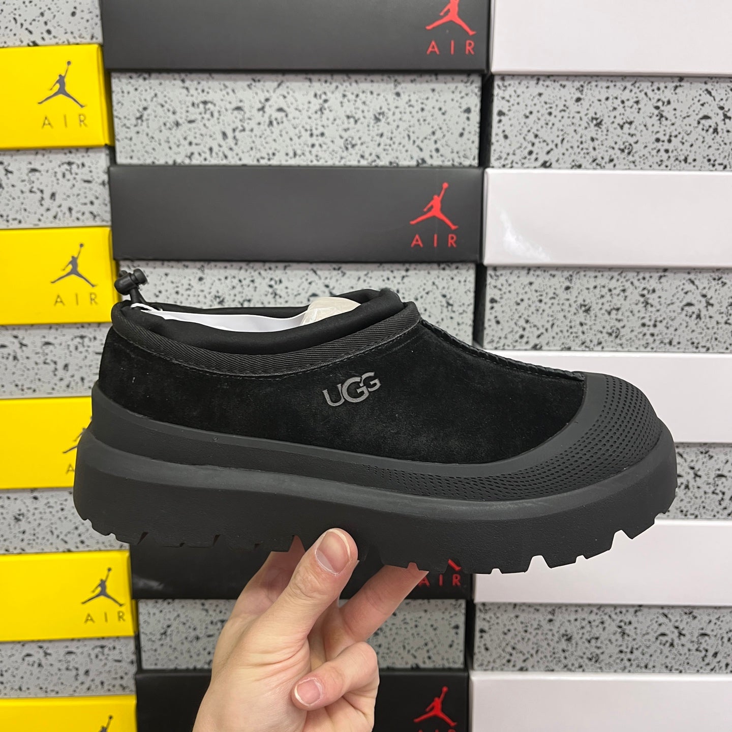 UGG Platform Low-Cut Snow Boots