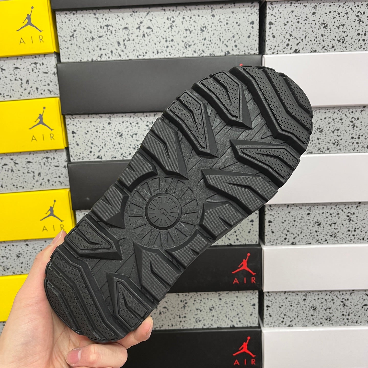 UGG Platform Low-Cut Snow Boots