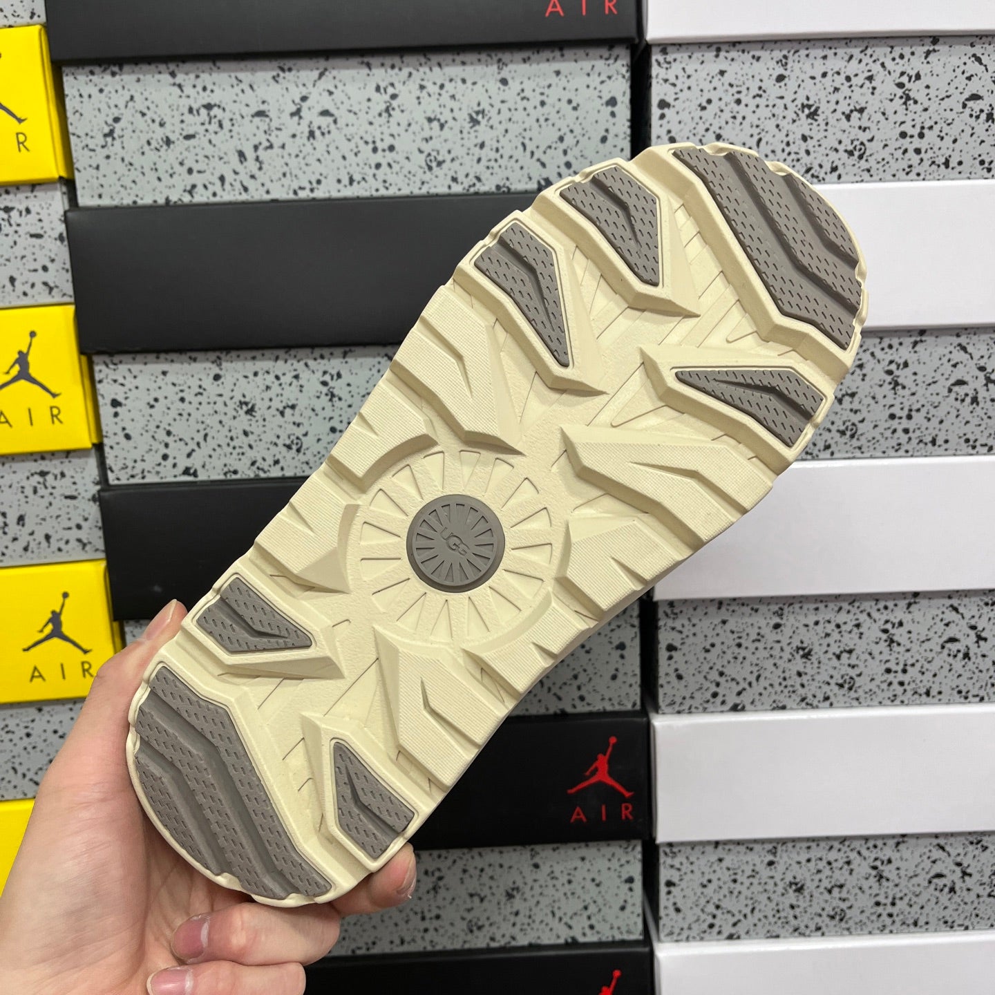 UGG Platform Low-Cut Snow Boots