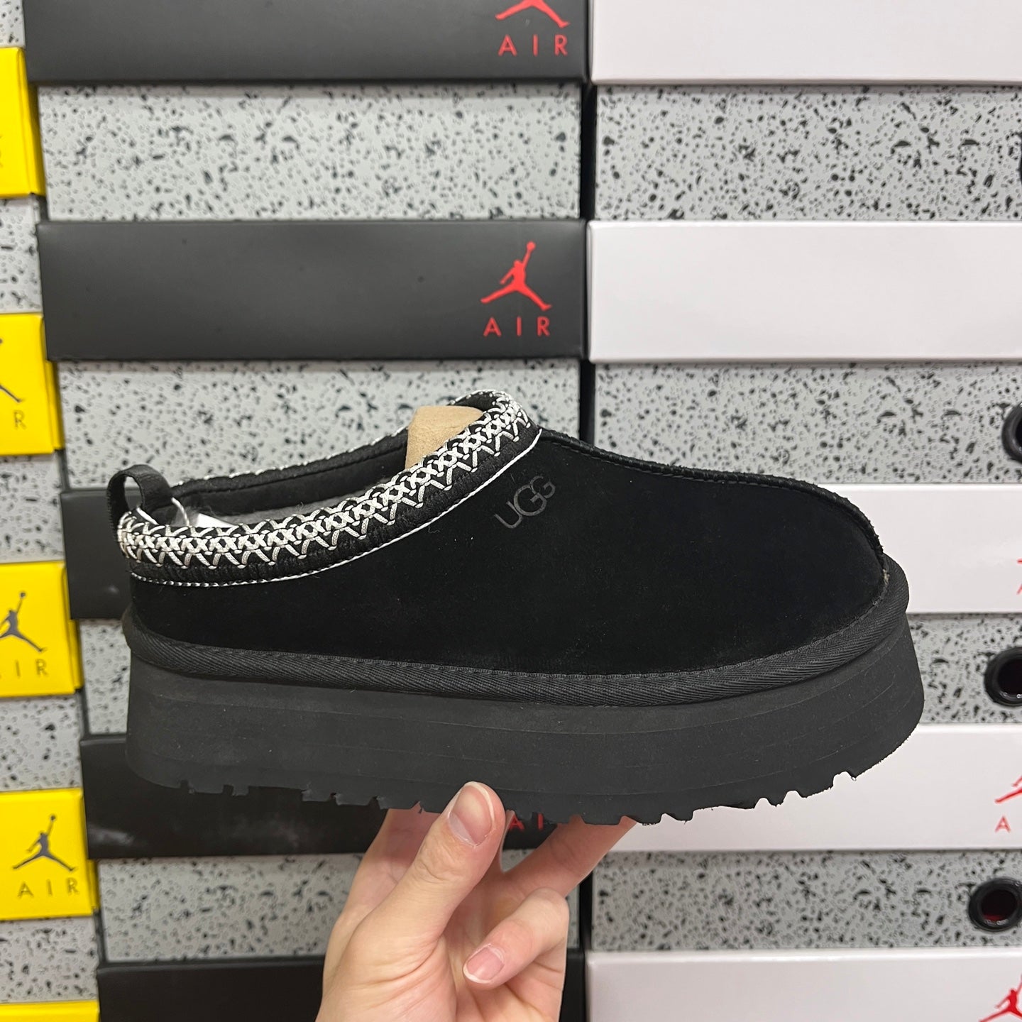 UGG Thick-Soled Low-Cut Fur Snow Boots