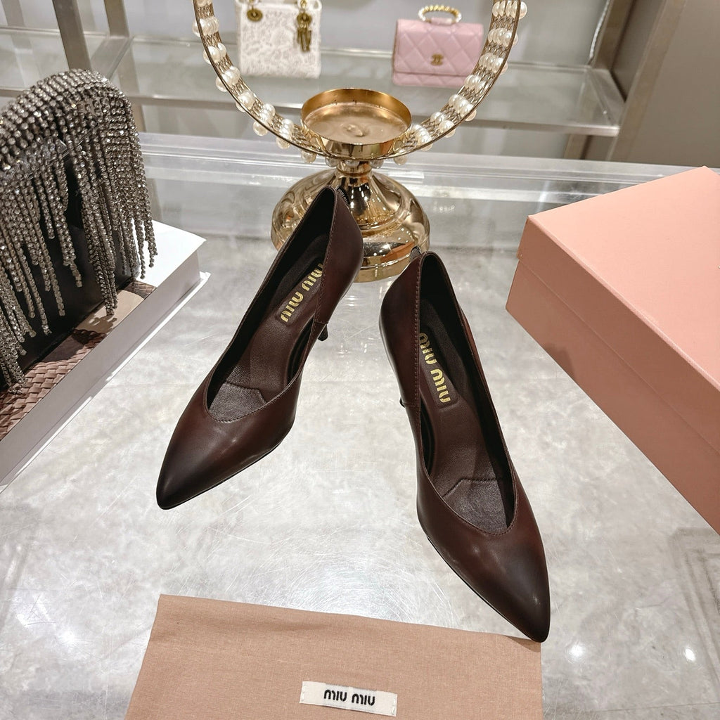 Miu Miu Pointed Toe Classic Pumps – Spring 2026 Collection
