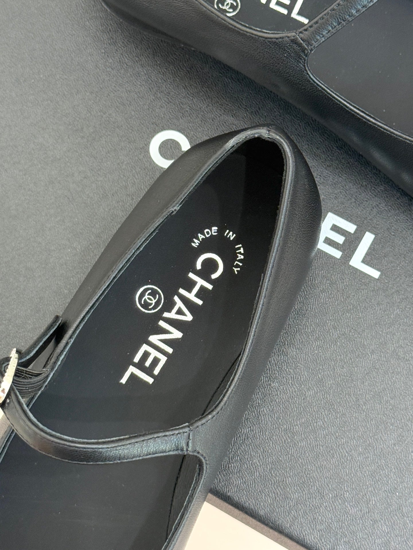 Chanel Rhinestone Double C Mary Jane Flats – 25K Collection