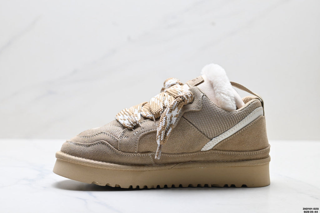 UGG LOWMEL Mid-Top Snow Boots